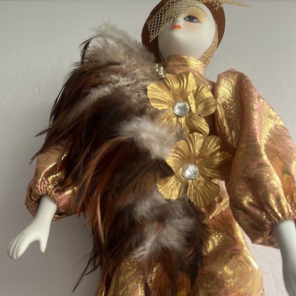 HARLEQUIN. - Picture 3 of 6